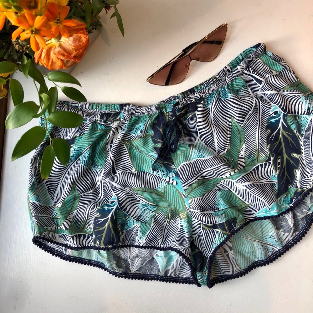 CCO Roxy | Tropical Print Boho Beach Shorts